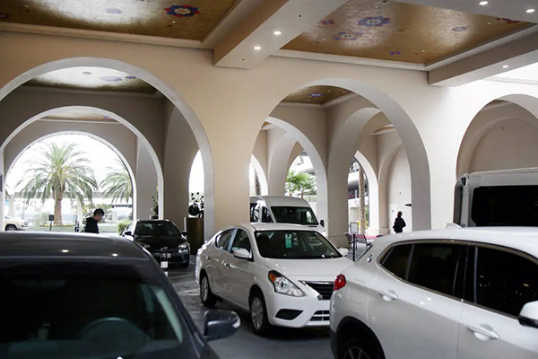 Imagen de casinos en Las Vegas con estacionamiento gratuito. Descubre las opciones convenientes y económicas para estacionar en Las Vegas.